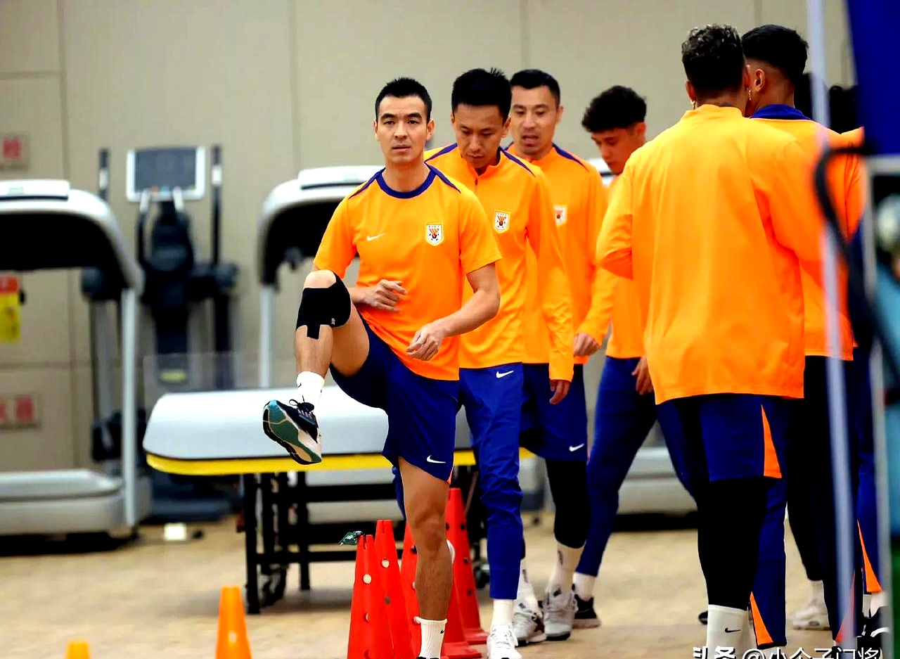 山东泰山发布备战花絮,今晨队长鼓劲,NBA季后赛任务艰巨,赛程密集仍需轮换的简单介绍 山东泰山发布备战花絮,今晨队长鼓劲,NBA季后赛任务艰巨,赛程密集仍需轮换的简单介绍