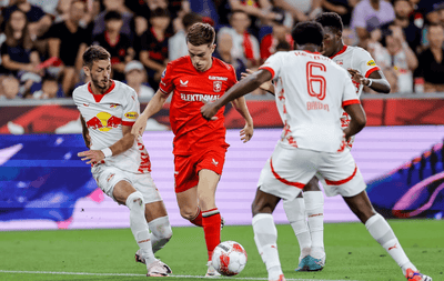 关于今晚德甲焦点战；阿贾克斯远射贴柱；目标明确；赛季目标并未改变的信息