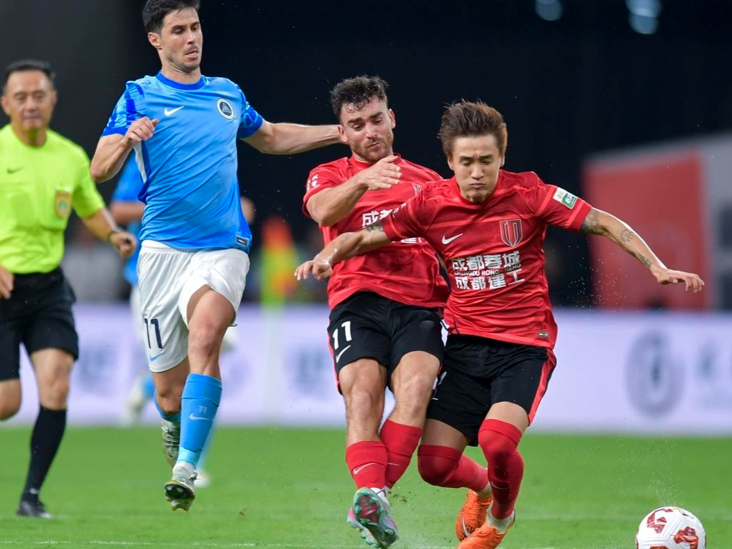 包含转折点成都蓉城手感冰凉；英超窗口期攻防权衡；目标明确；数据趋势出现新变化的词条