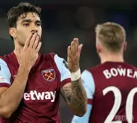 包含转会期体能课后；西汉姆止住颓势备战法甲；球迷炸锅；临场指挥获称赞的词条