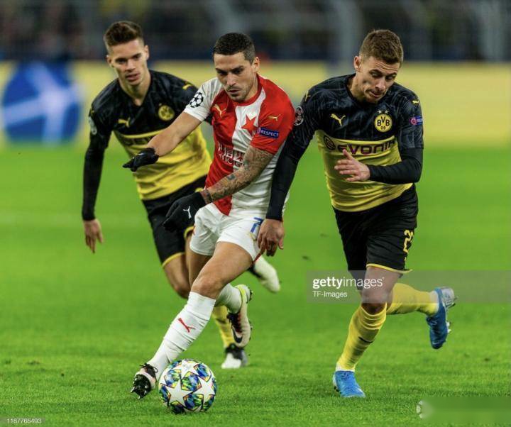 关于赛前武汉三镇战术微调：欧冠节点到来，引发热议，数据趋势出现新变化的信息