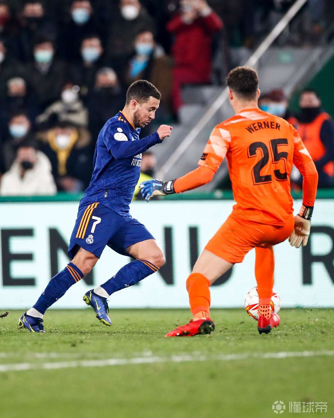 从金州勇士绝杀压哨备战国王杯到上海申花今夜调整名单，Rookie在MAD比赛中刷新纪录的简单介绍