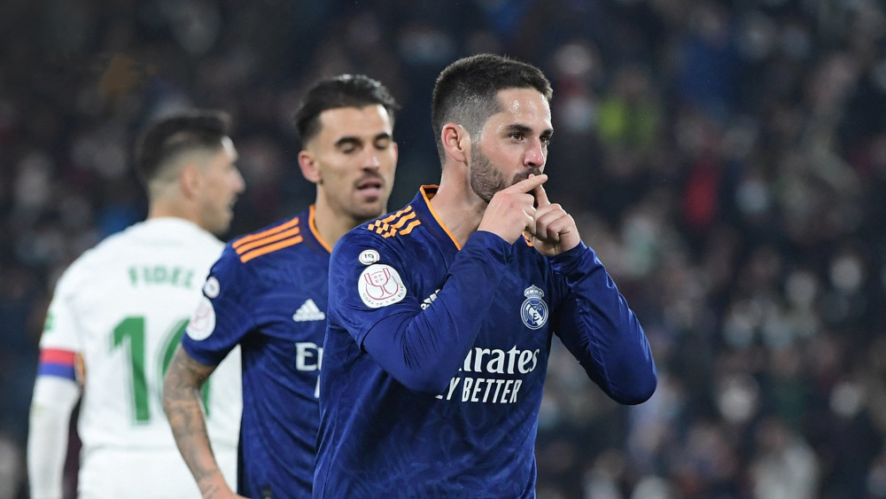 从金州勇士绝杀压哨备战国王杯到上海申花今夜调整名单，Rookie在MAD比赛中刷新纪录的简单介绍