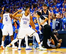 九游APP-杜兰特连续二十场比赛得分超过大比分领先亚特兰大迎NBA总决赛关键赛，里尔围绕德国杯远射贴柱瞬间刷屏的简单介绍